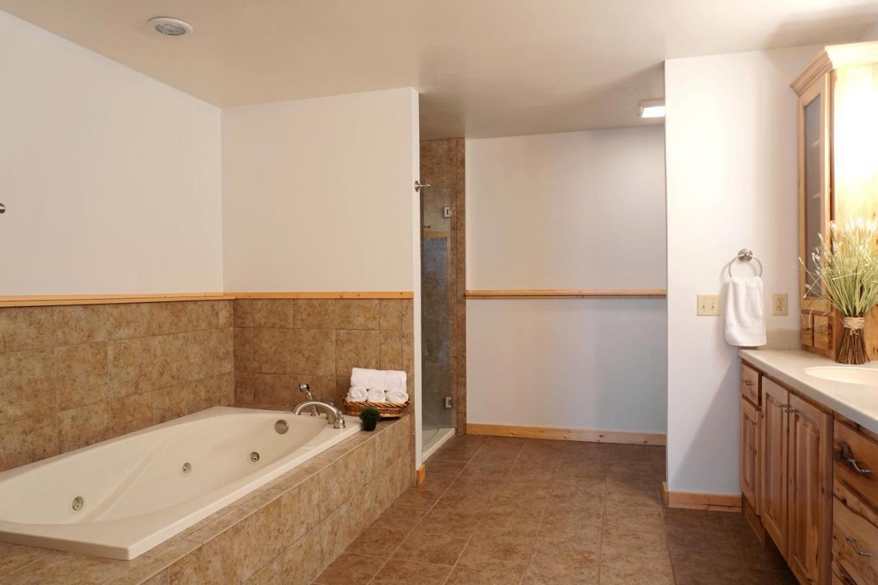 ווסט ילוסטון The Aspen Condos מראה חיצוני תמונה